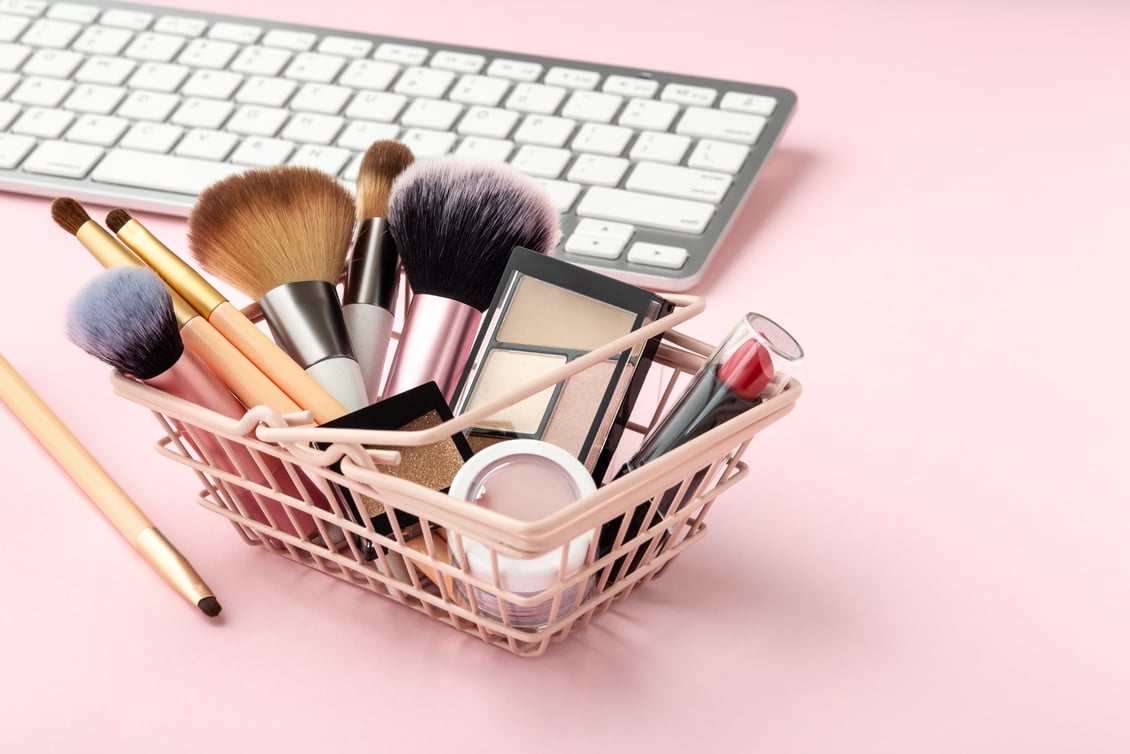 Makeup beauty online shopping concept